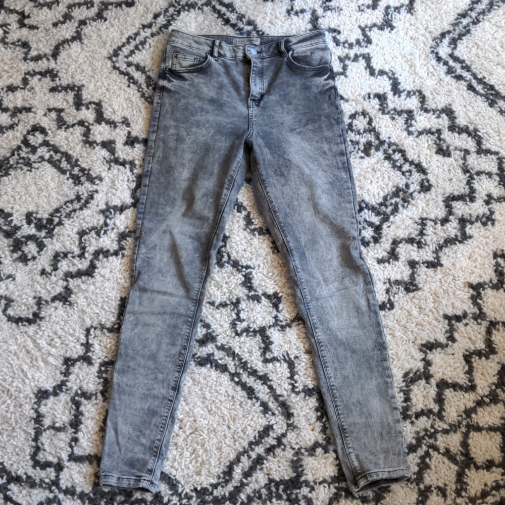 ☀️2/$10 Sale Black Acid Wash Denim Skinny and high waisted jeans by Primark